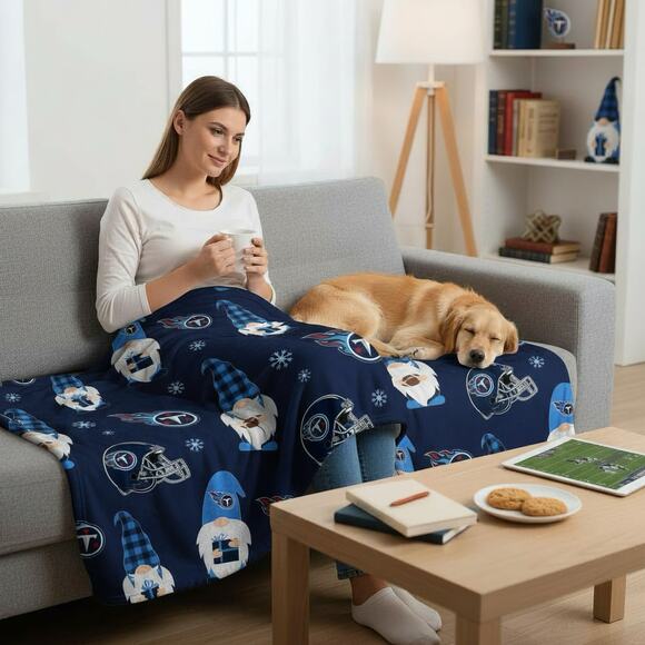 Tennessee Titans Football Holiday Throw Blanket Gnome NFL Licensed Plush 60x70 - Picture 2 of 4
